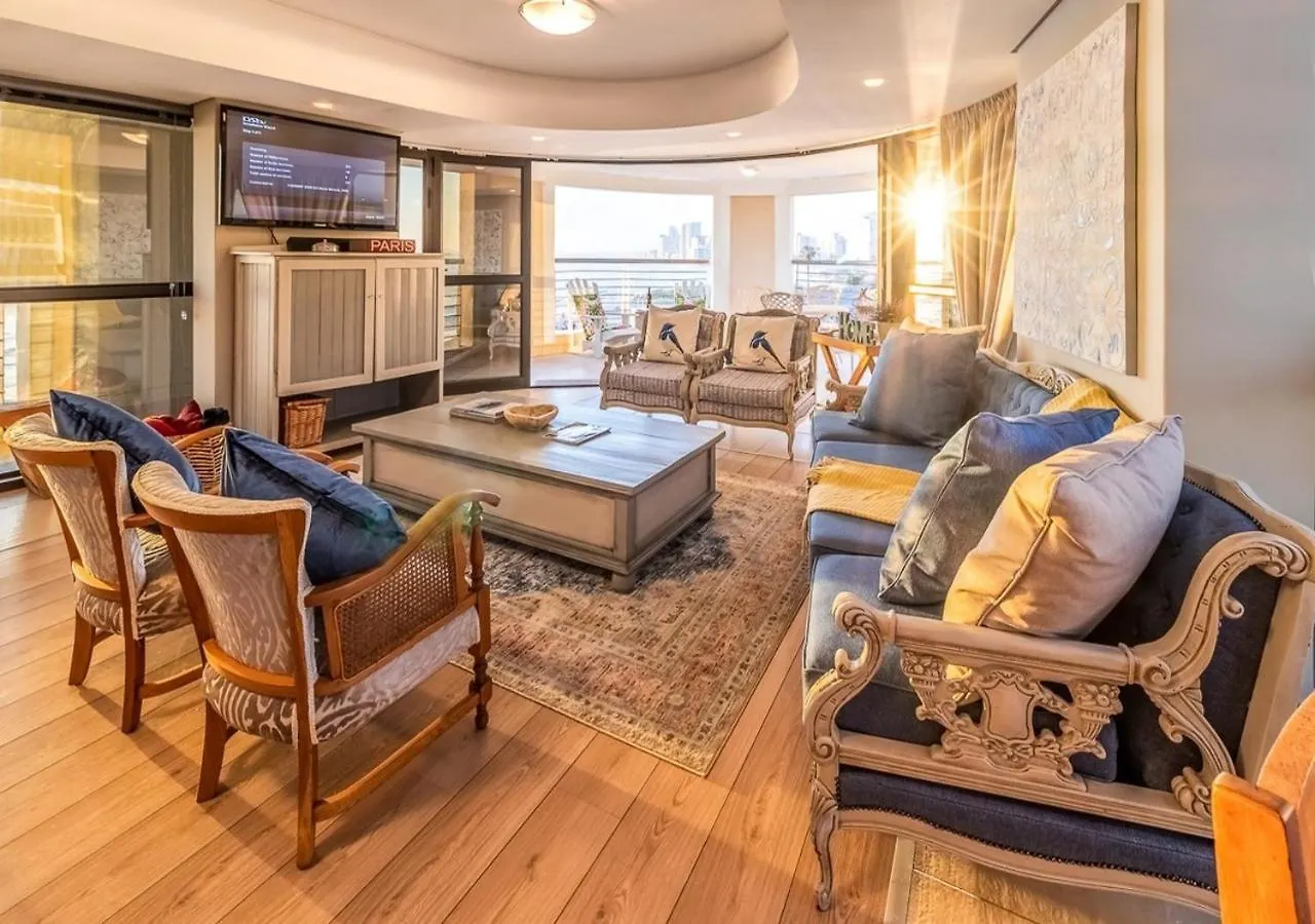 La Belle Vue Apartment Strand