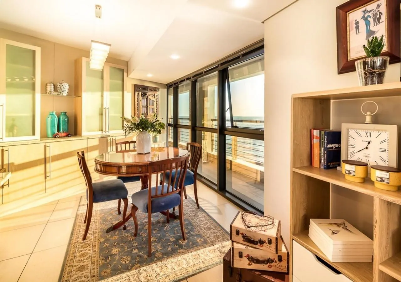 La Belle Vue Apartment Strand